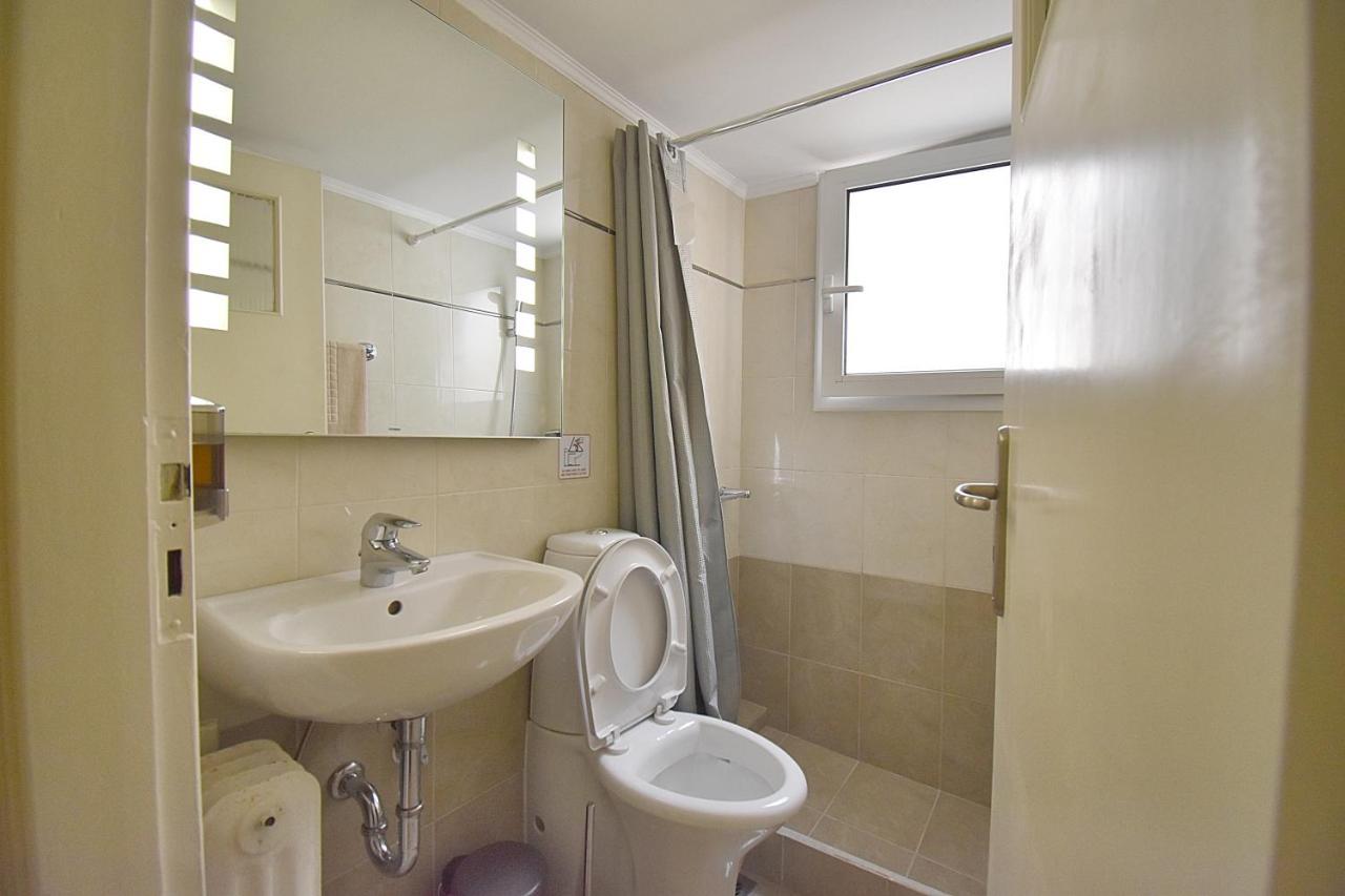 Check Point - Plaka Apartment Атина Екстериор снимка