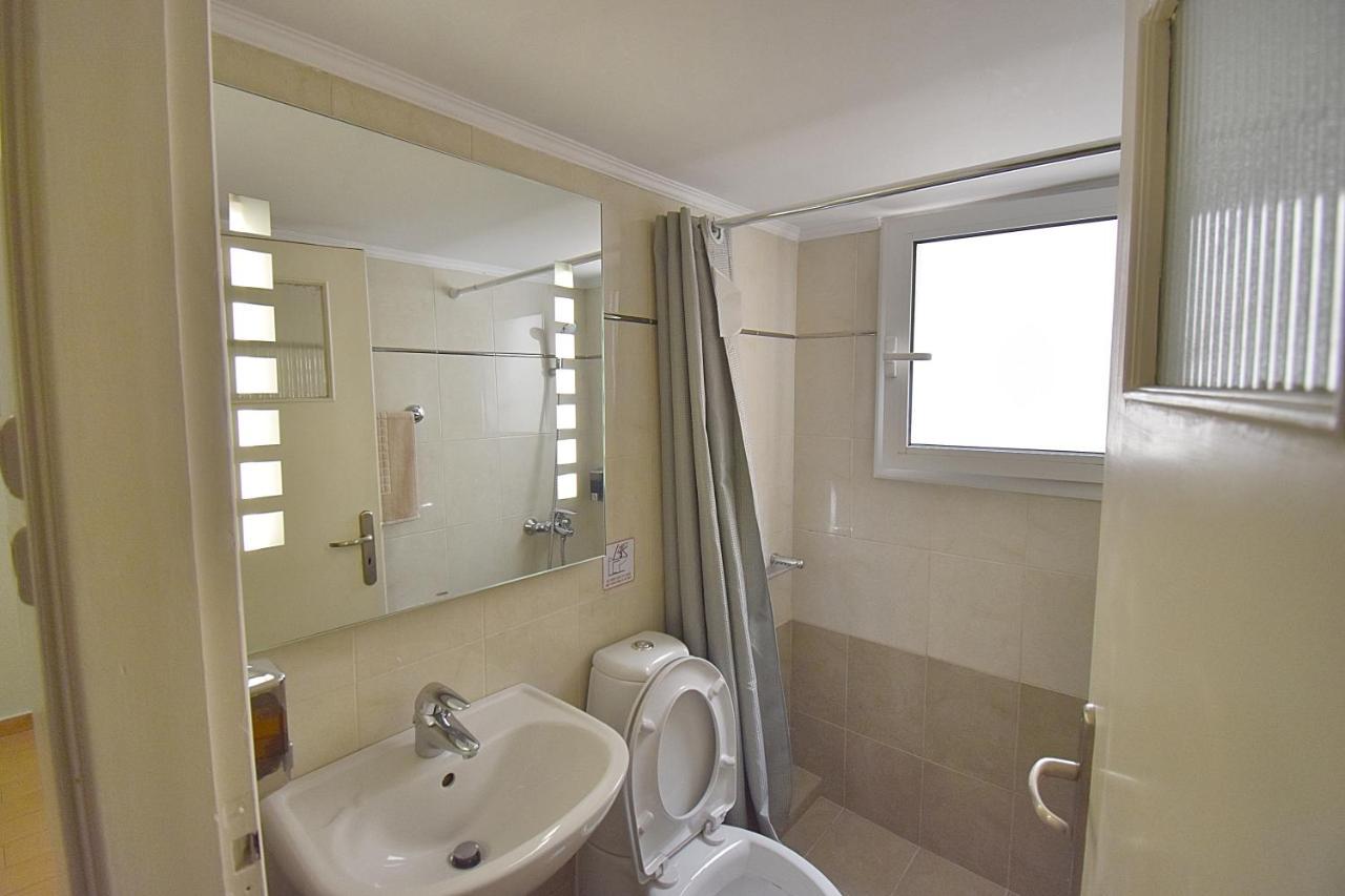 Check Point - Plaka Apartment Атина Екстериор снимка